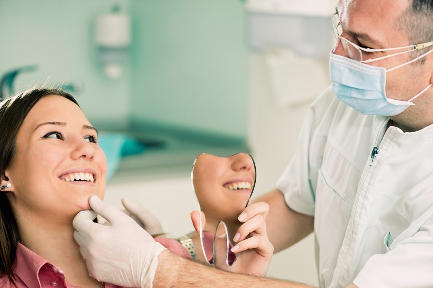 SBIANCAMENTO O PULIZIA DENTI?